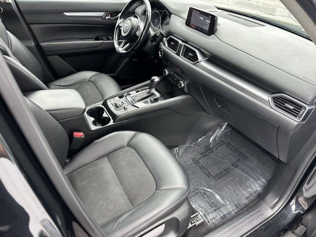 2017 Mazda CX-5 Touring photo 23