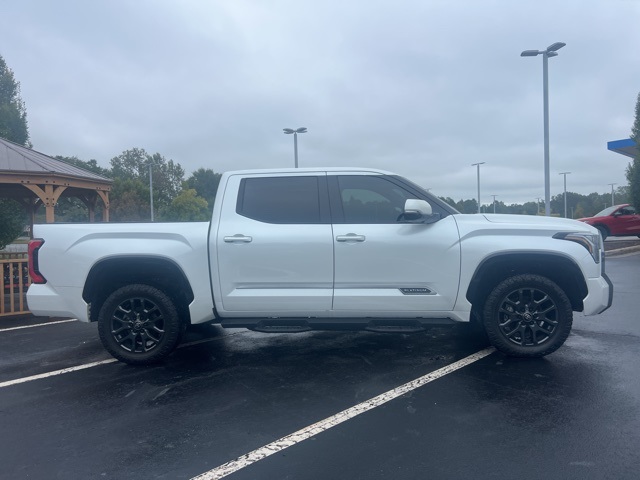 2025 Toyota Tundra Platinum photo 5