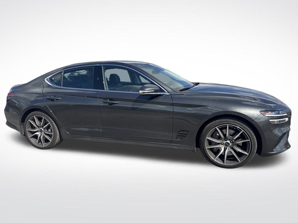 2026 GENESIS G70 Standard