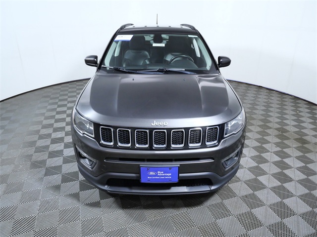 2020 Jeep Compass Latitude photo 2