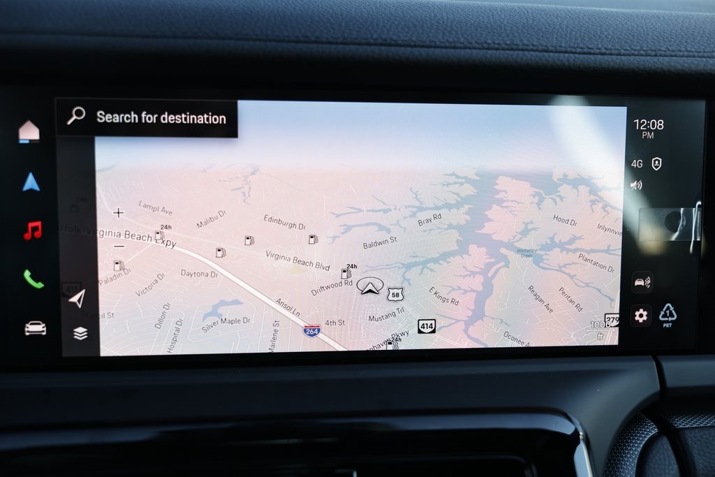 2025 Porsche Panamera 4 photo 38