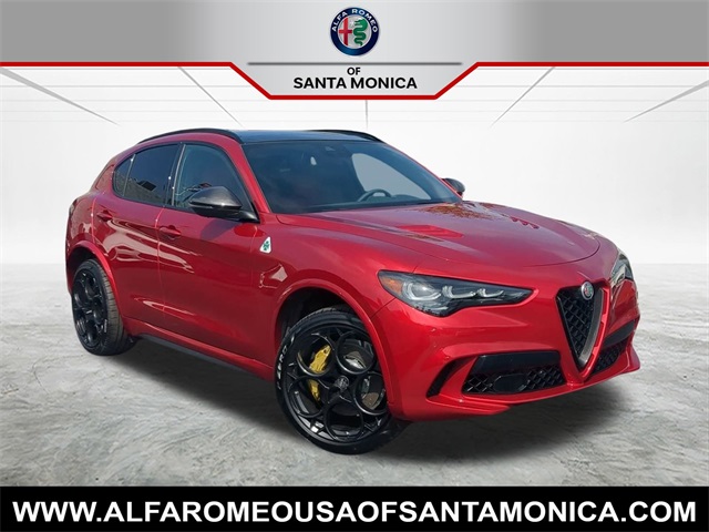 2024 Alfa Romeo Stelvio Quadrifoglio Carbon