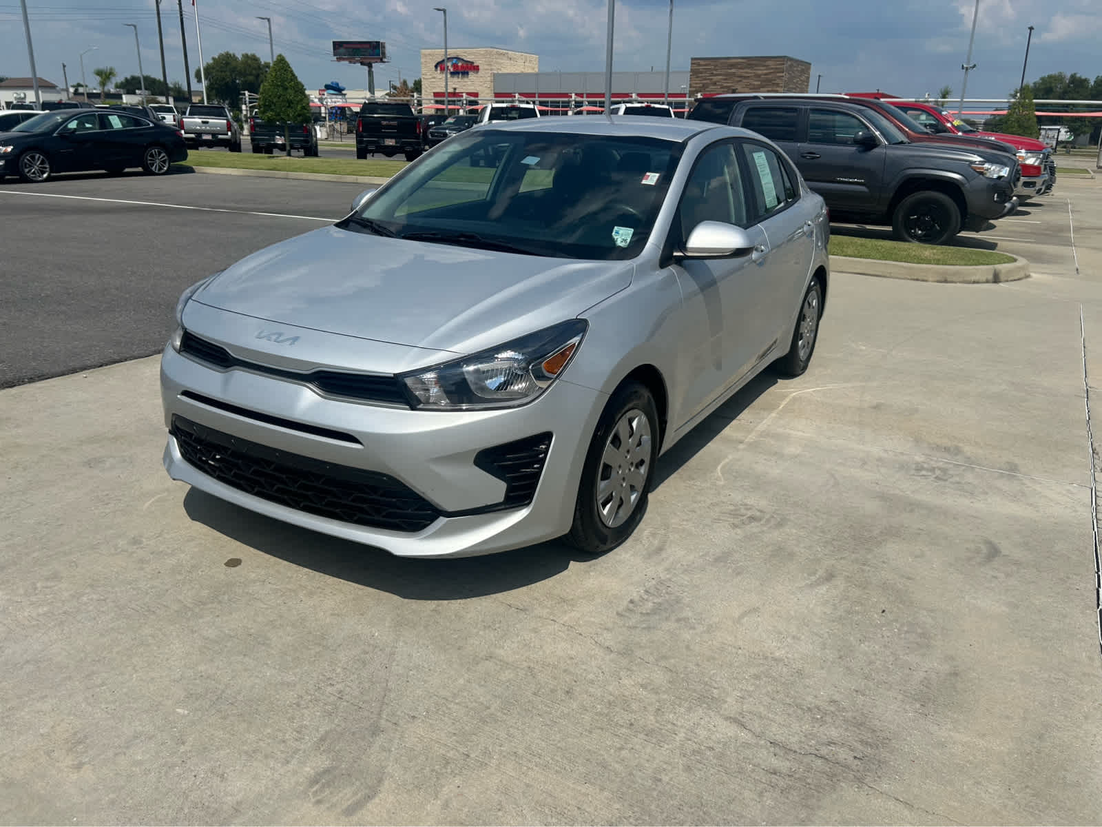 2023 Kia Rio S photo 3