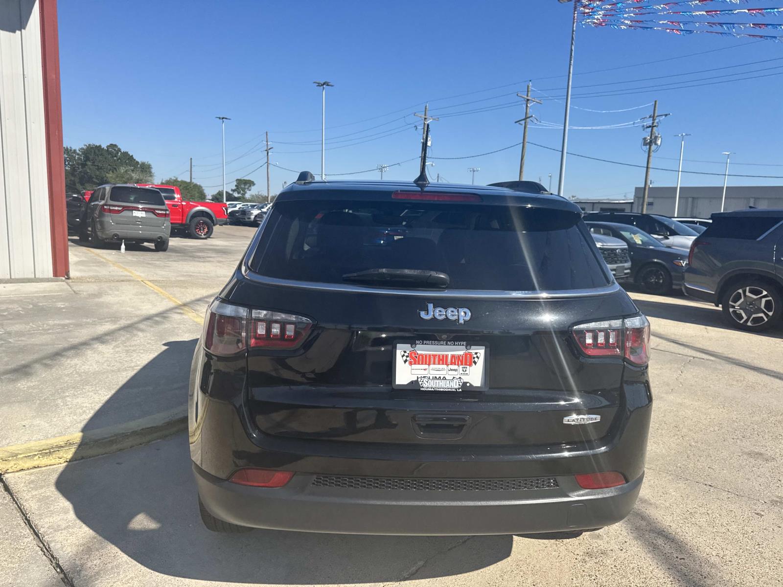2020 Jeep Compass Latitude photo 4