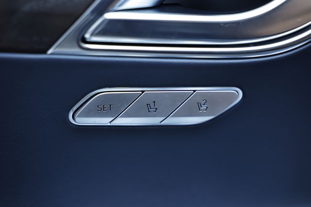 2023 Genesis GV80 3.5T Prestige photo 14