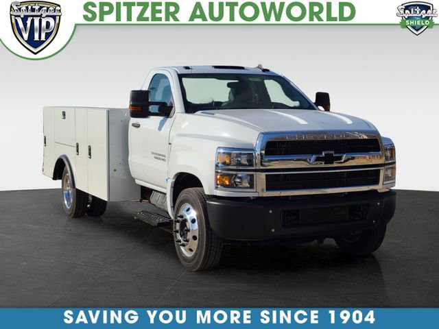 2023 Chevrolet Silverado 4500 Medium Duty Chassis Cab Work Truck's photo