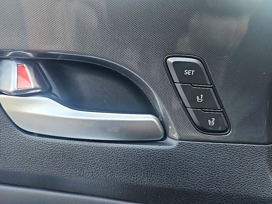 2023 Hyundai Santa Fe Calligraphy photo 13