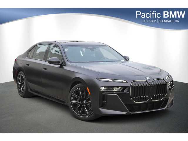 2026 BMW 7 Series 740i's photo