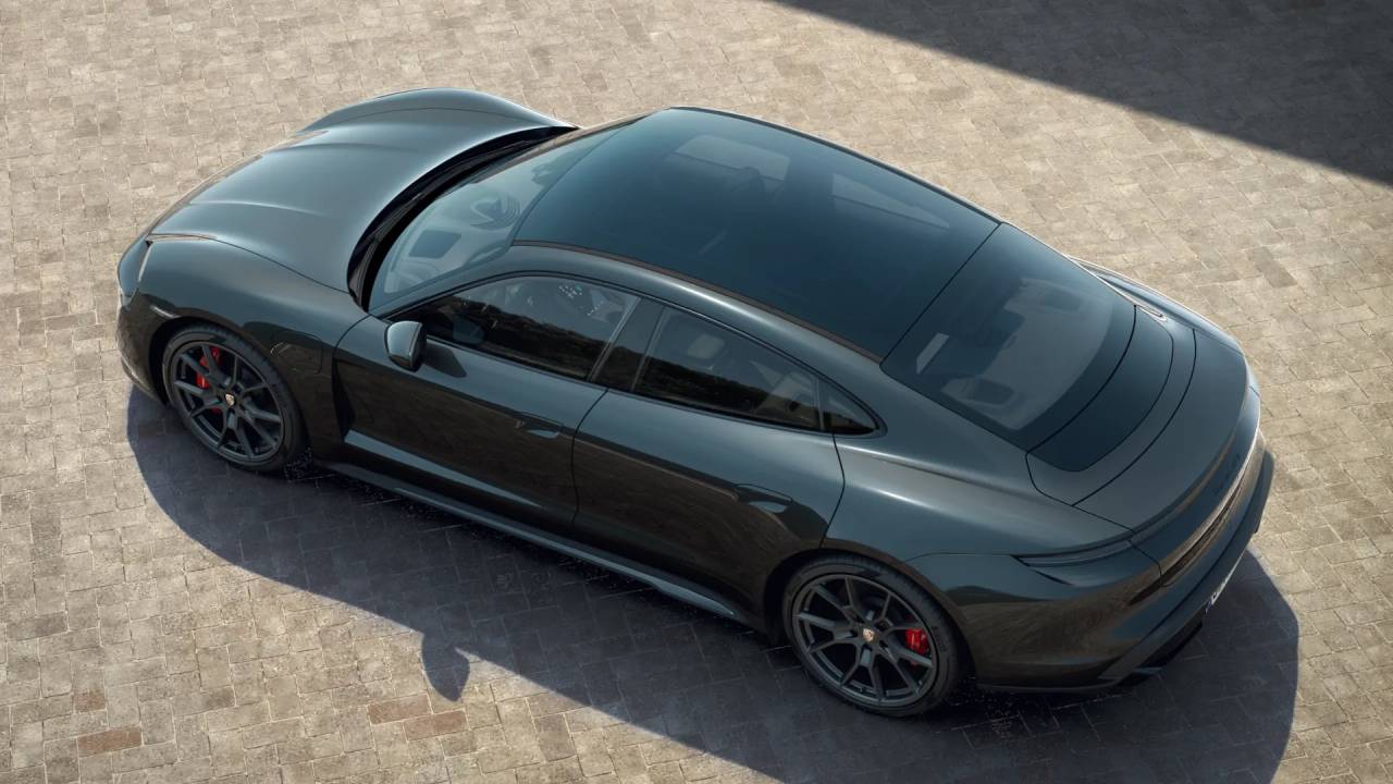 2023 Porsche Taycan GTS photo 3