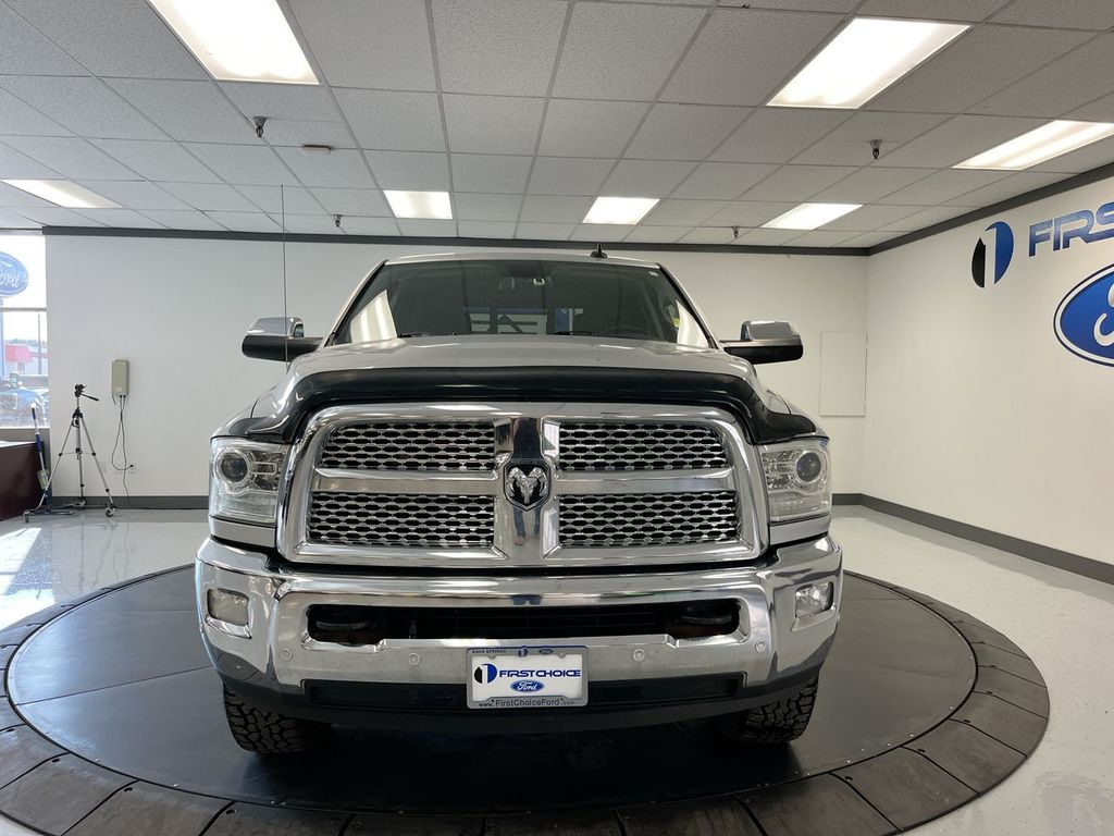 2017 Ram 2500 Laramie photo 2