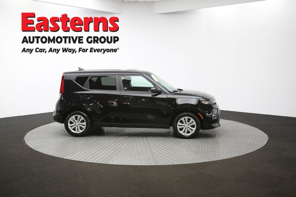 2021 Kia Soul LX photo 36