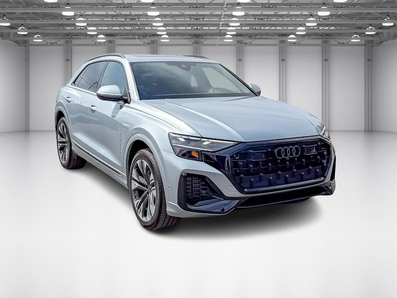 2025 Audi Q8 55 Premium photo 7