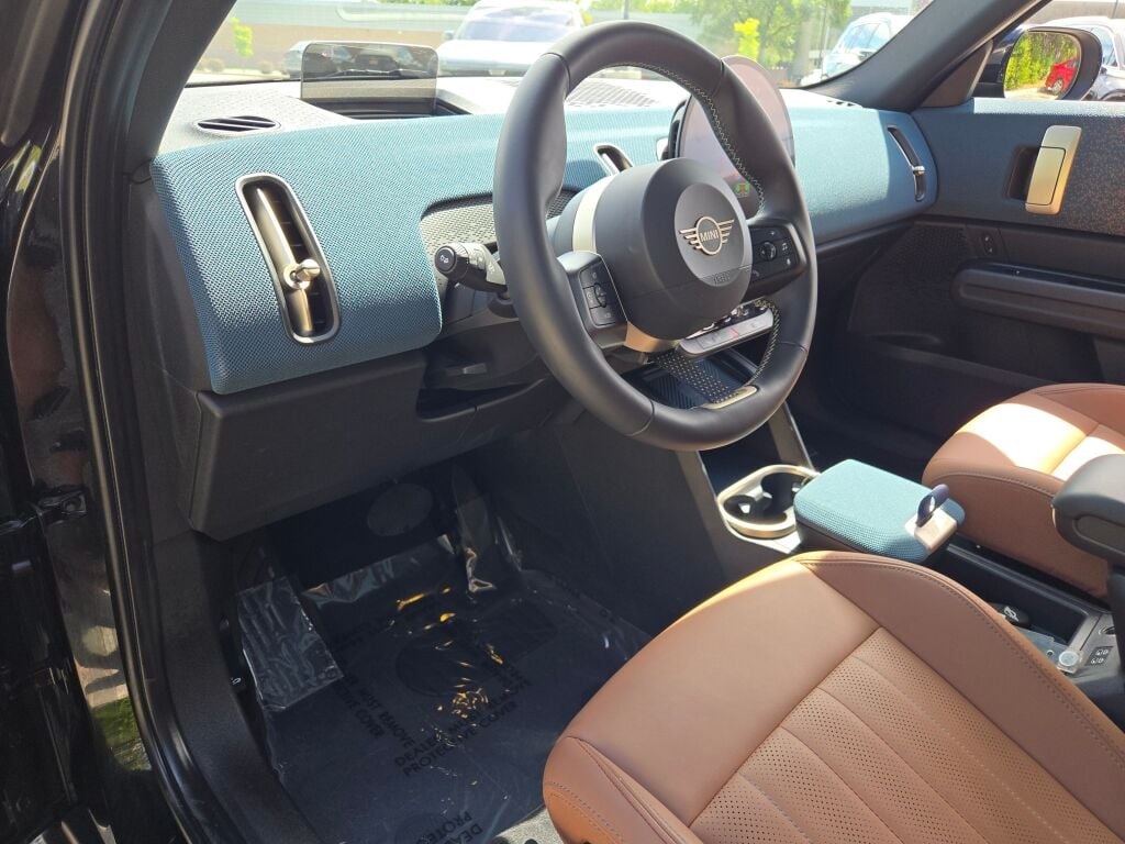 2025 Mini Countryman S ALL4 photo 24