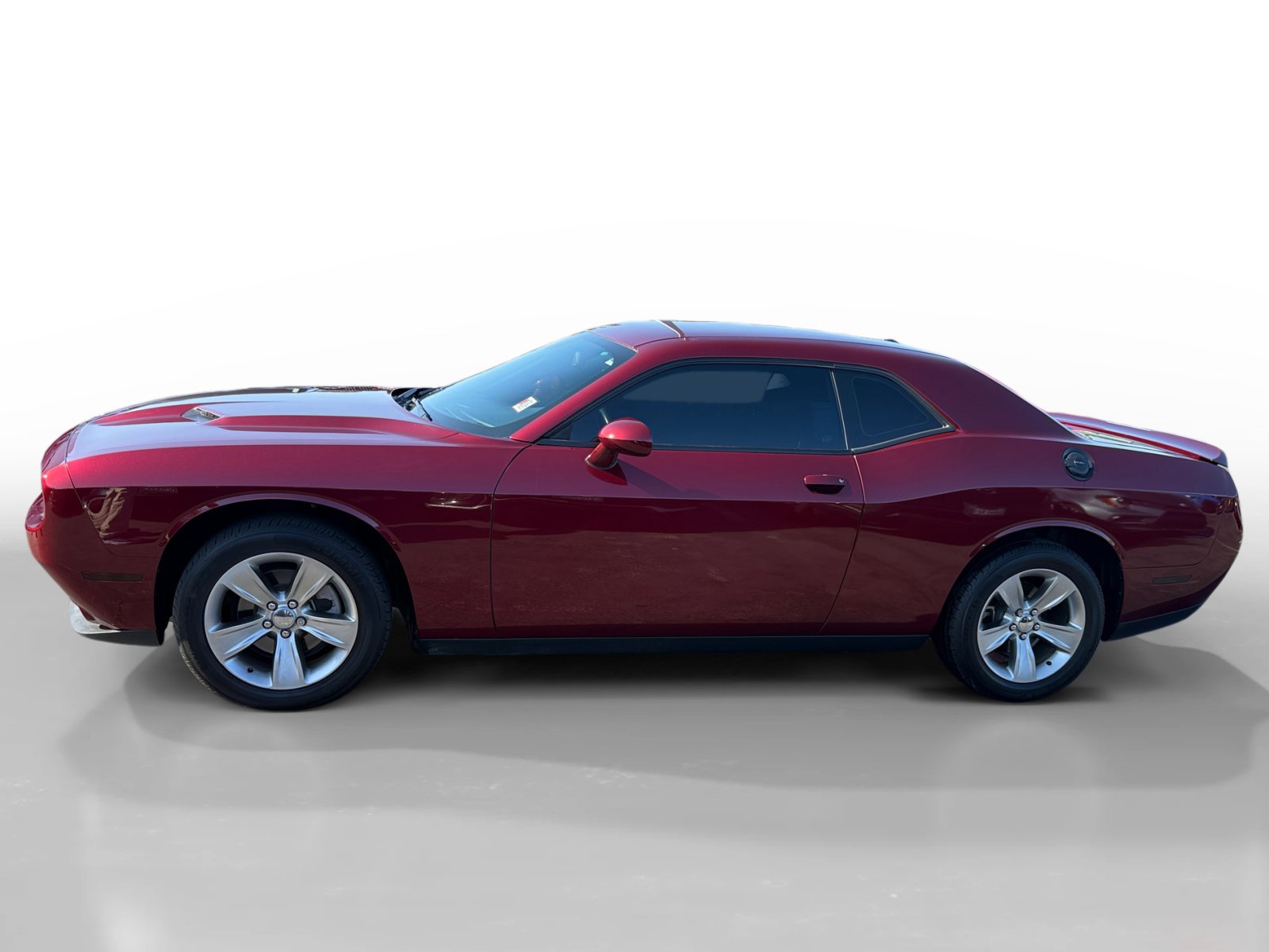 2021 Dodge Challenger SXT photo 2