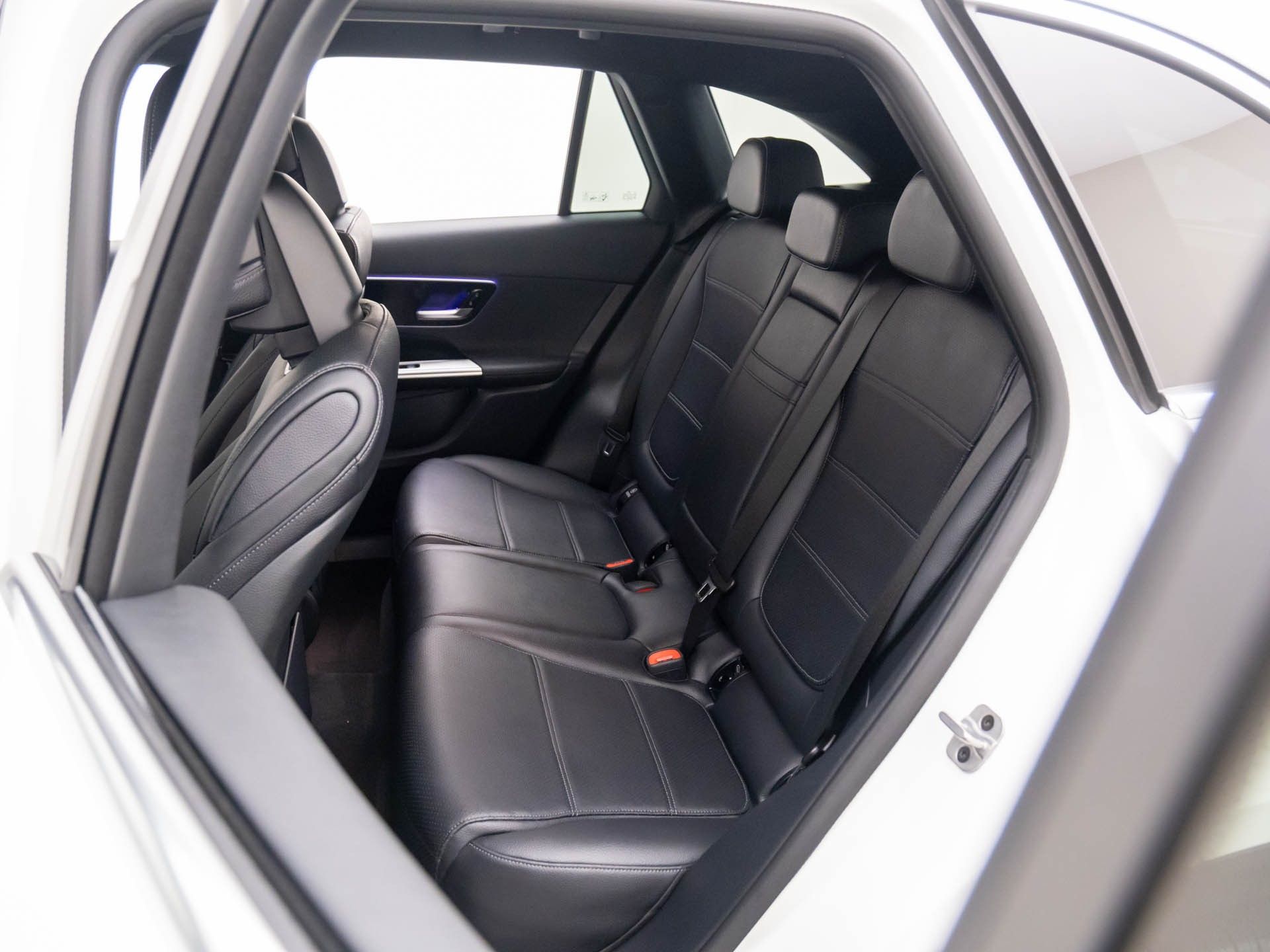 2025 Mercedes Benz GLC 300 4MATIC photo 15