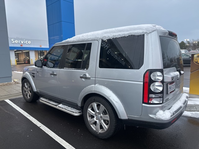 Used 2016 Land Rover LR4 HSE with VIN SALAG2V6XGA796326 for sale in Middleburg Heights, OH