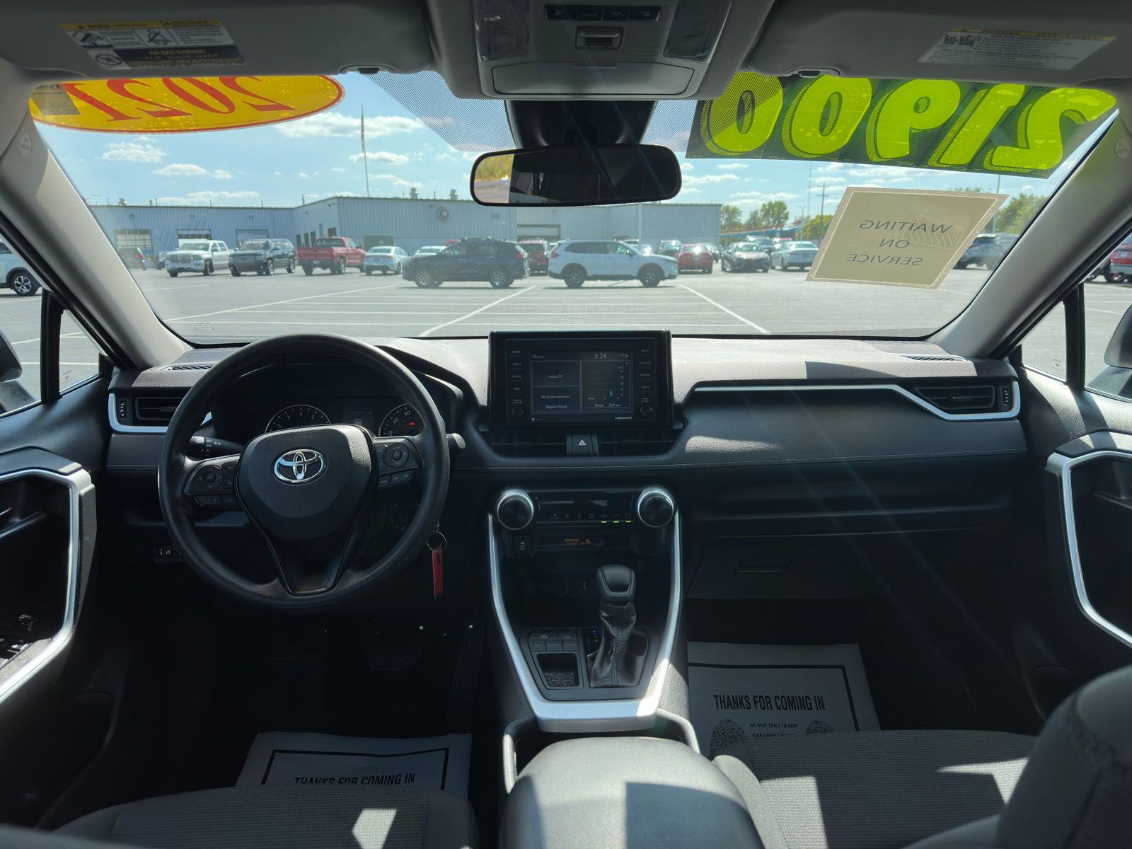2021 Toyota RAV4 LE photo 22