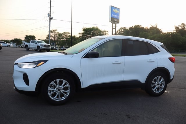 2023 Ford Escape Active photo 2