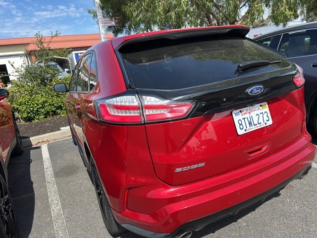 2020 Ford Edge ST photo 10