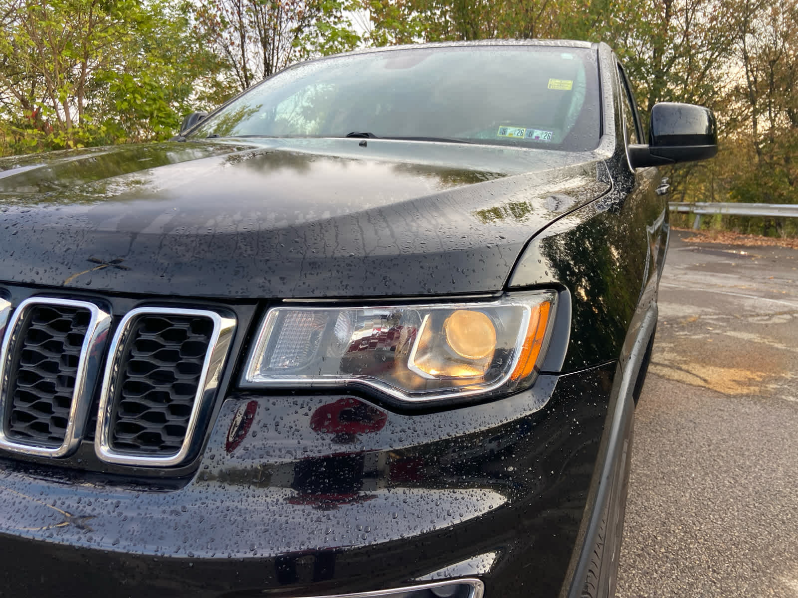 2018 Jeep Grand Cherokee Laredo E photo 6