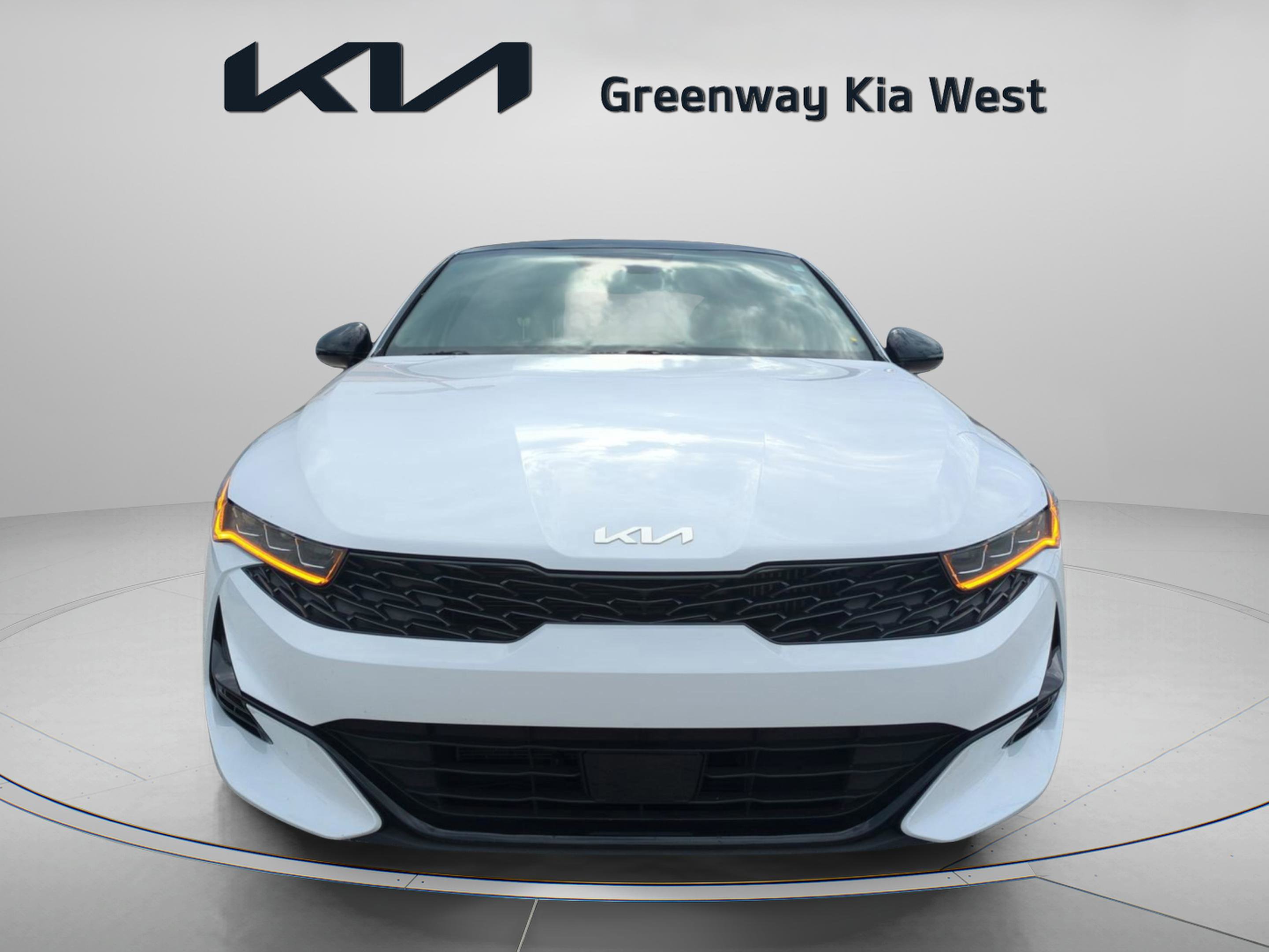 2023 Kia K5 GT-Line photo 3