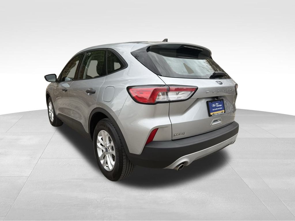 2022 Ford Escape S photo 5