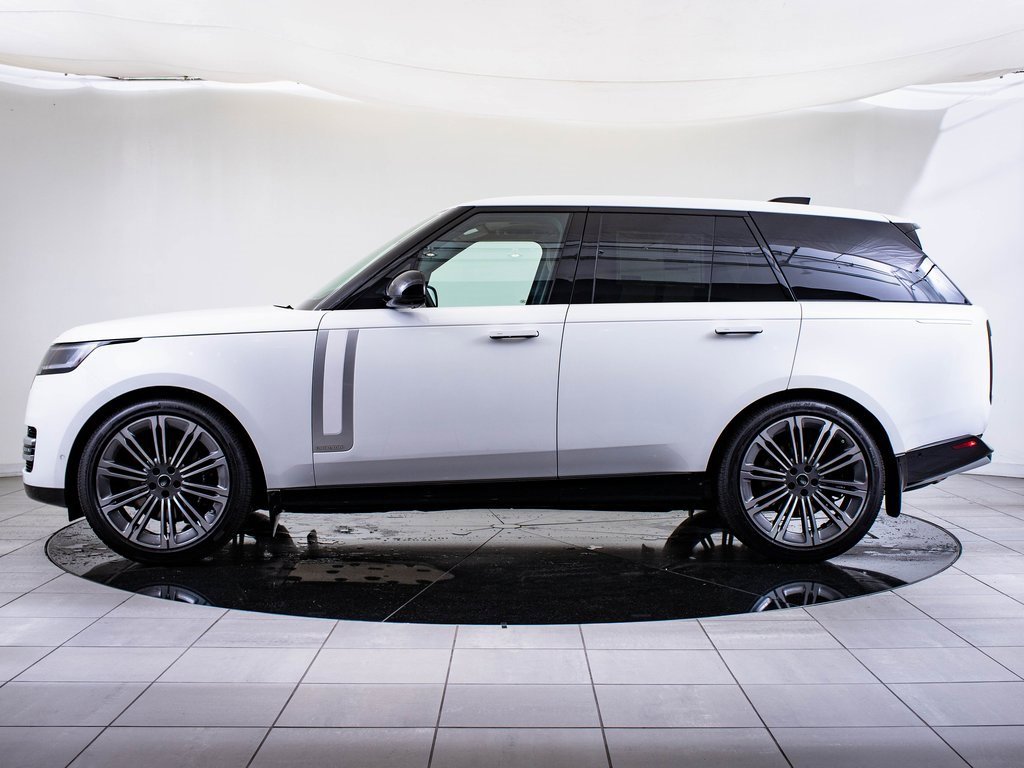 2025 Land Rover Range Rover Autobiography photo 5