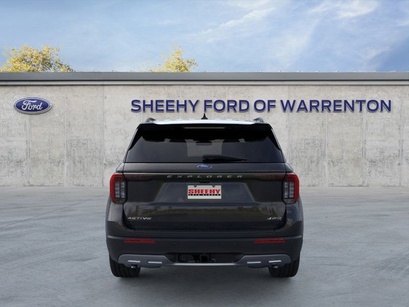 2025 Ford Explorer photo 7