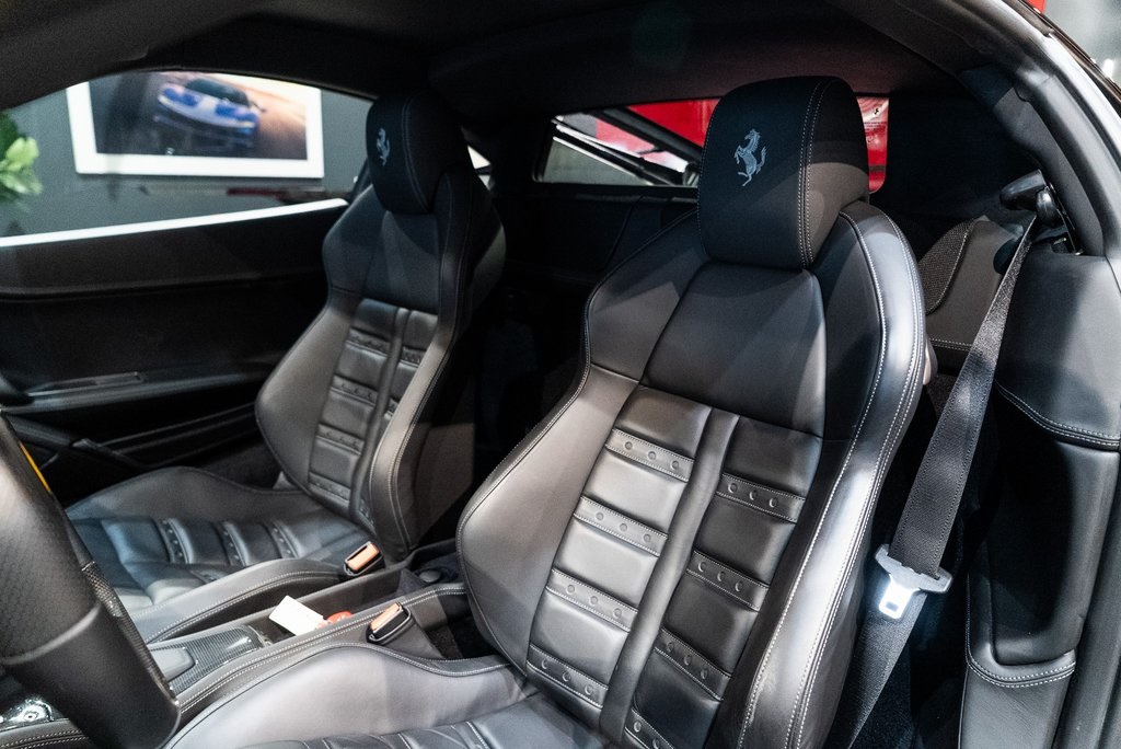 2011 Ferrari 458 Italia Base photo 4