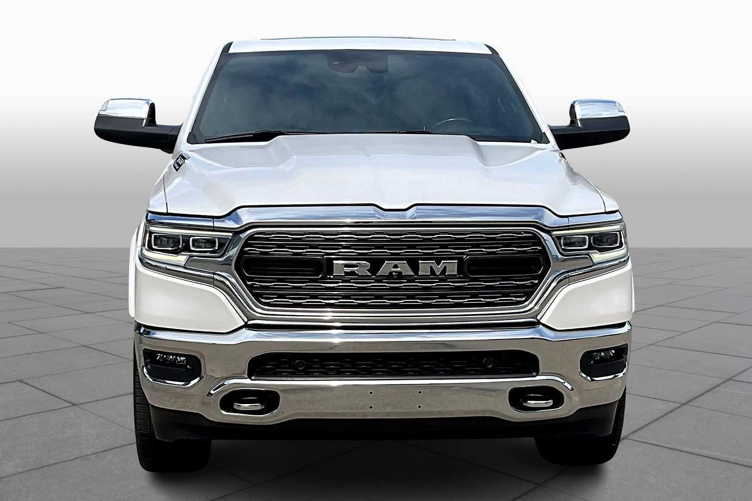 2022 Ram 1500 Limited photo 3