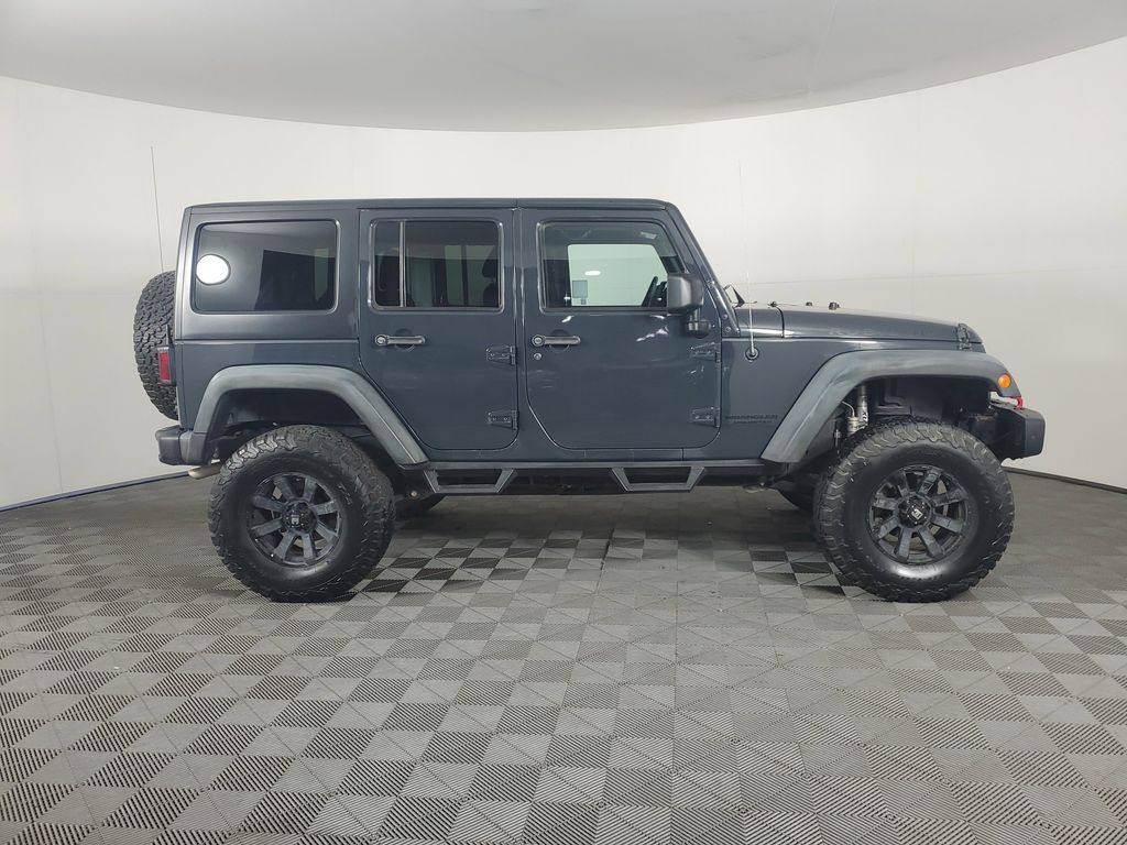 2016 Jeep Wrangler Unlimited Rubicon photo 3