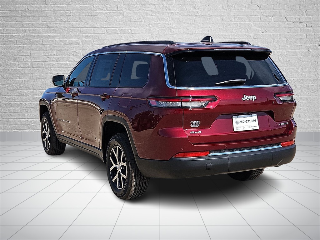 2025 Jeep Grand Cherokee Limited photo 3