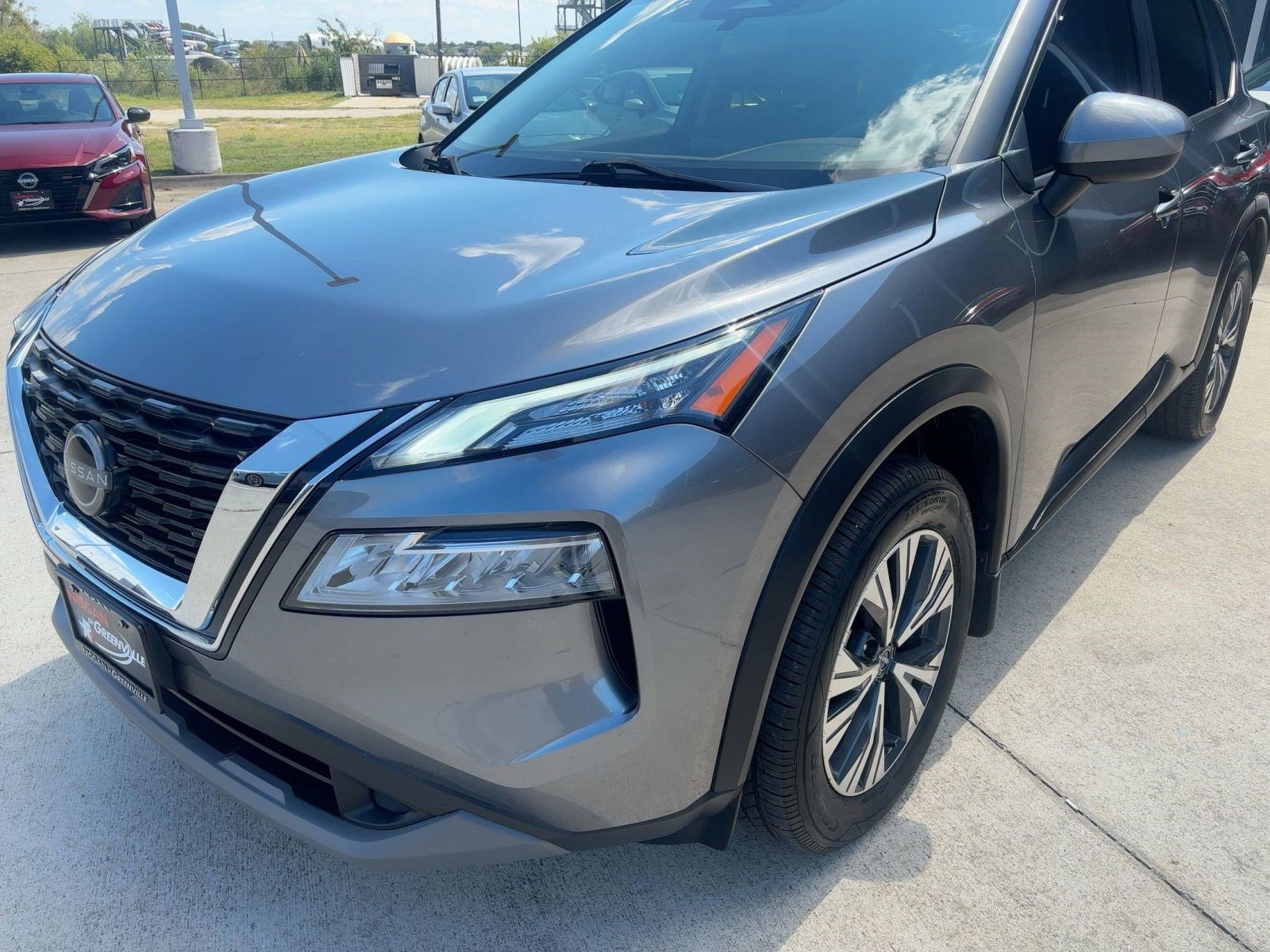 2023 Nissan Rogue SV photo 18