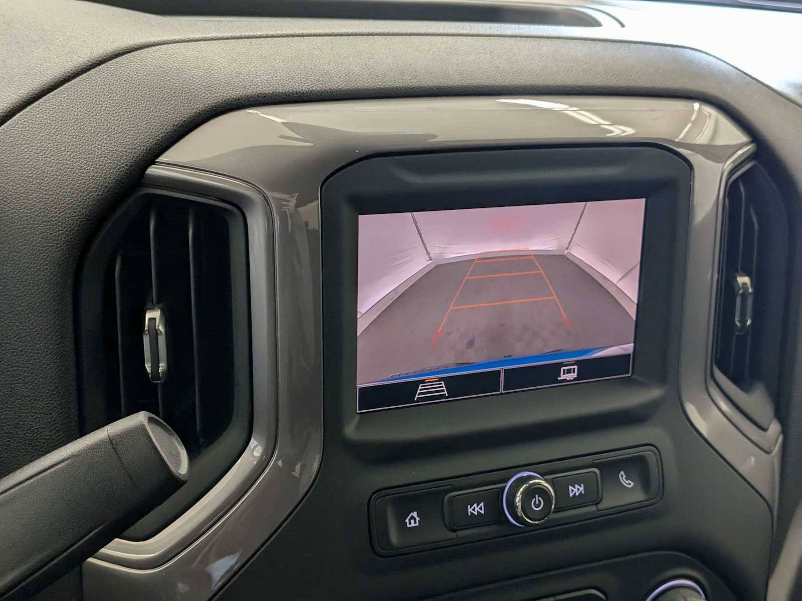 2022 Chevrolet Silverado 1500 Custom photo 25