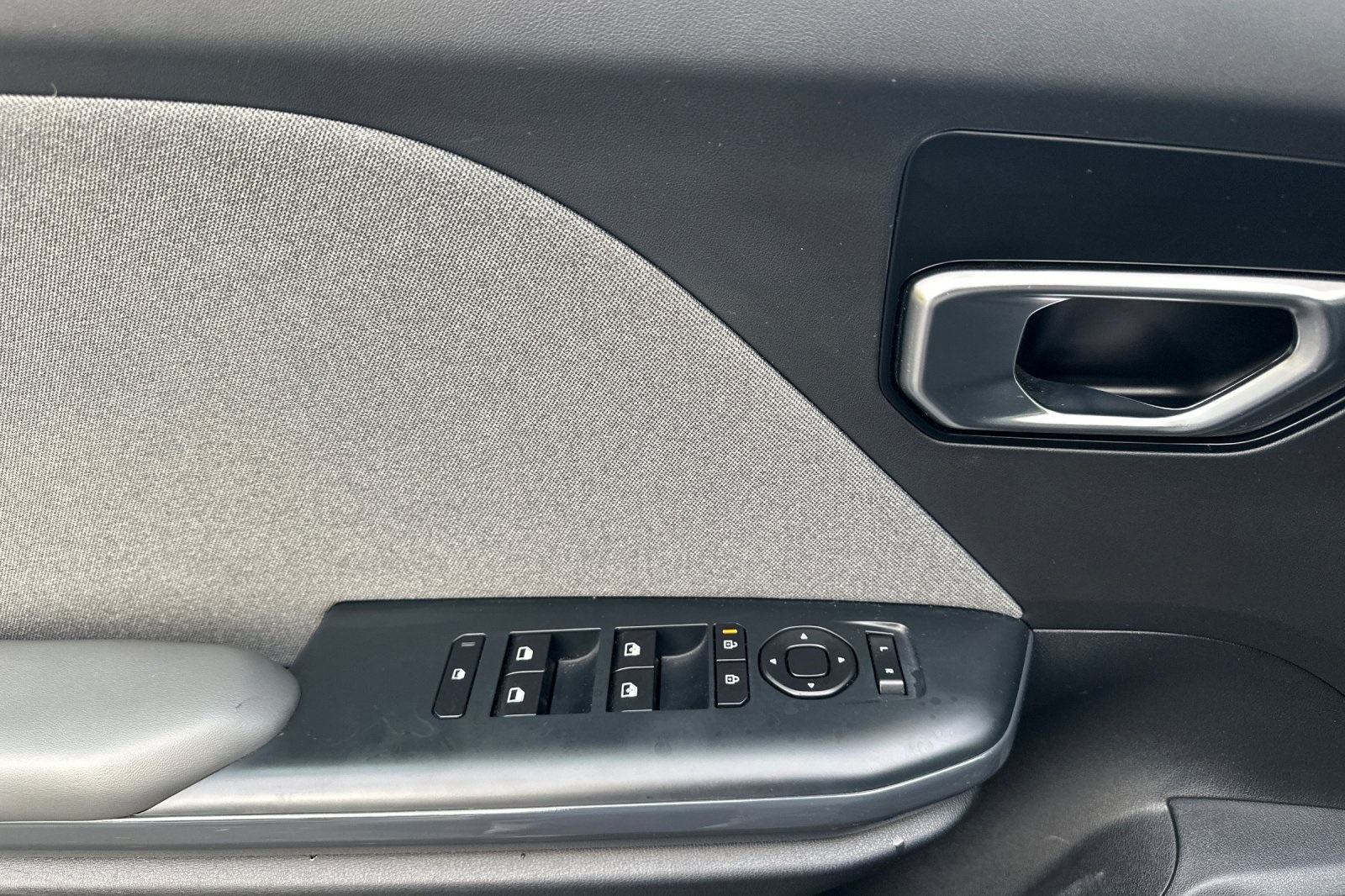 2025 Kia K4 EX photo 2