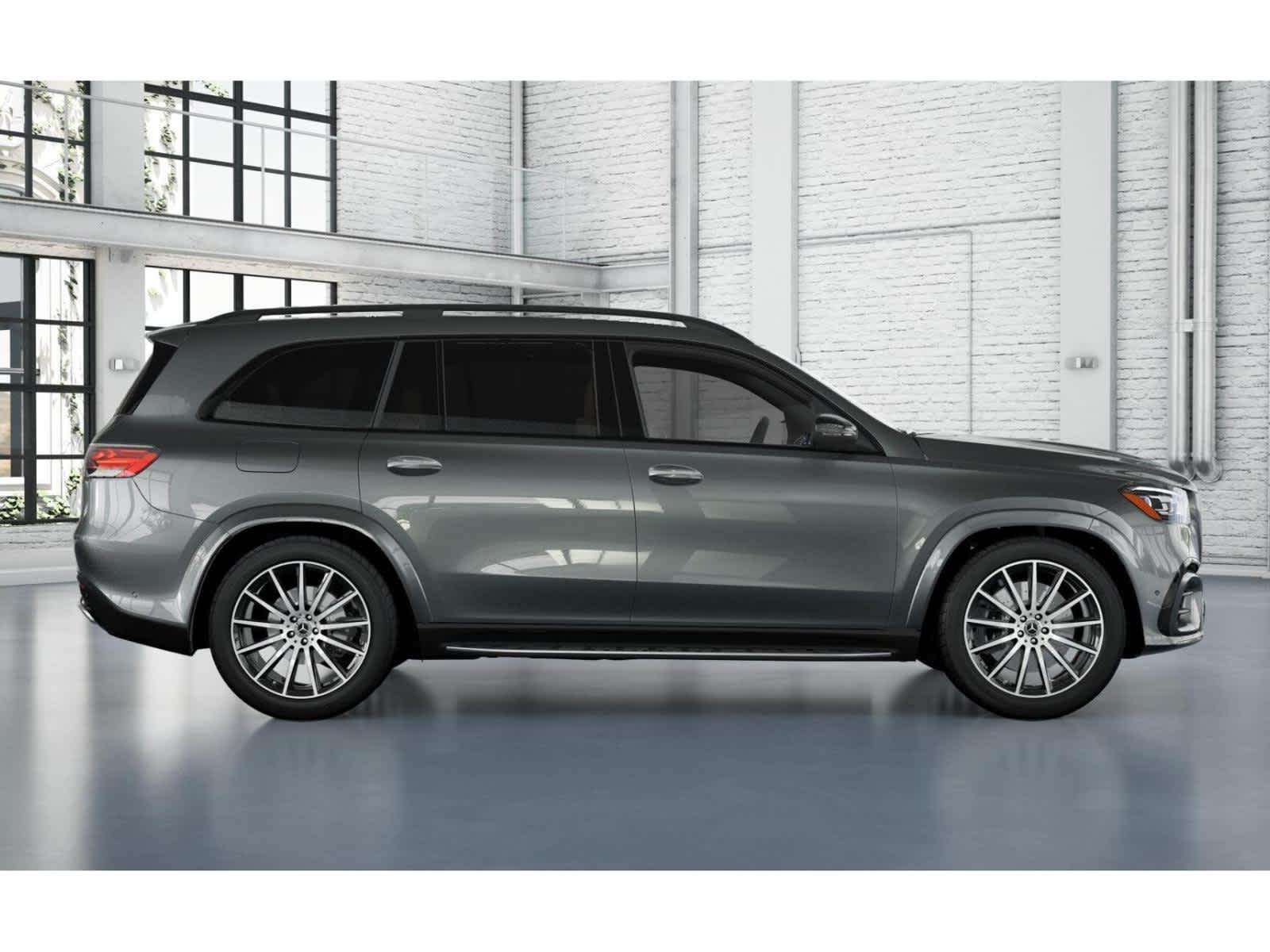 2026 Mercedes Benz GLS 580 4MATIC photo 2