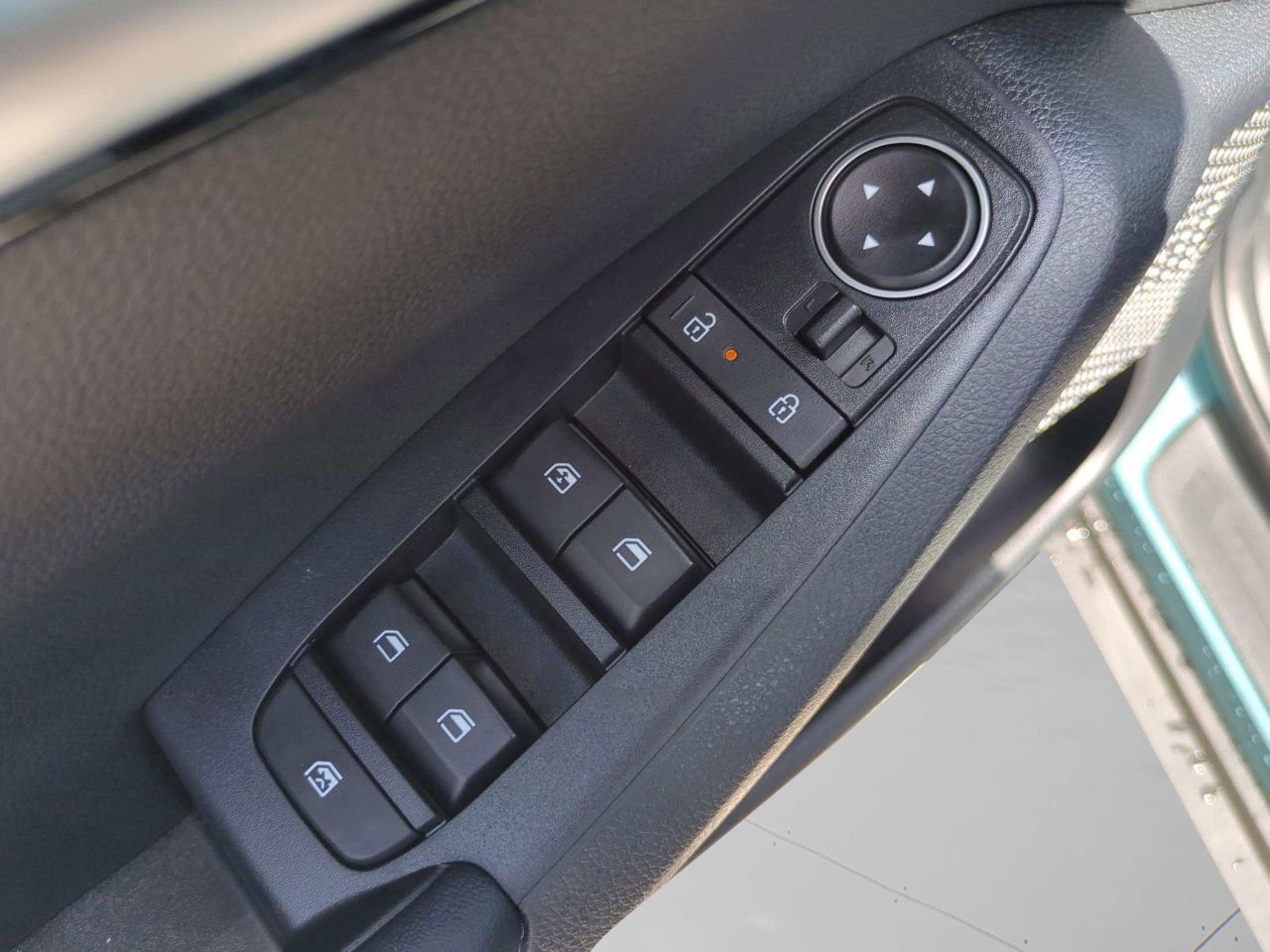 2026 Kia Seltos EX photo 21