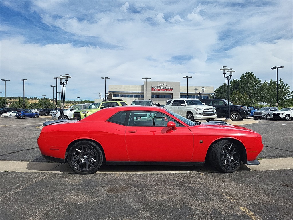 2016 Dodge Challenger R/T Scat Pack photo 3