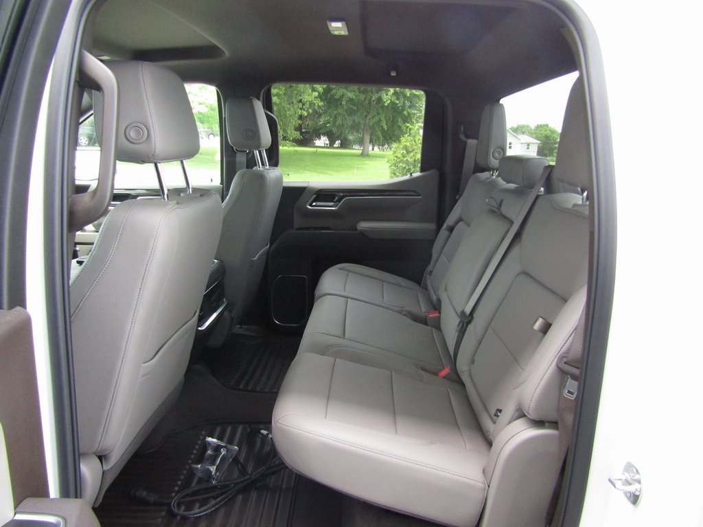 2025 Chevrolet Silverado 1500 LTZ photo 35