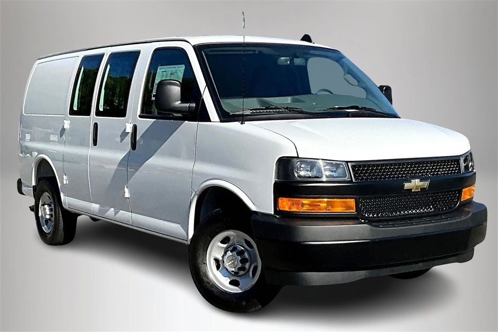 2025 Chevrolet Express Cargo Work Van's photo