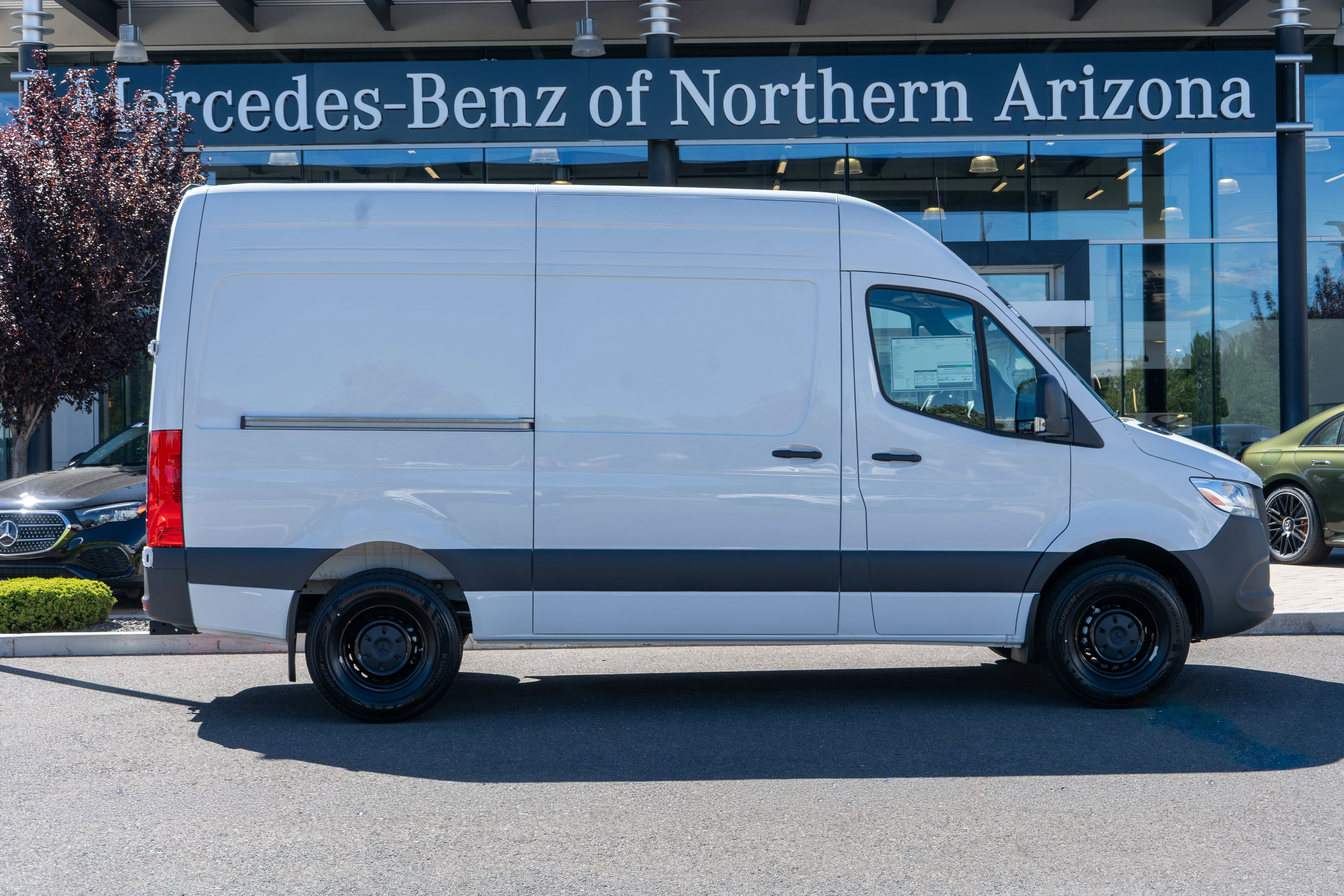 2025 Mercedes-Benz Sprinter Cargo Van Base's photo