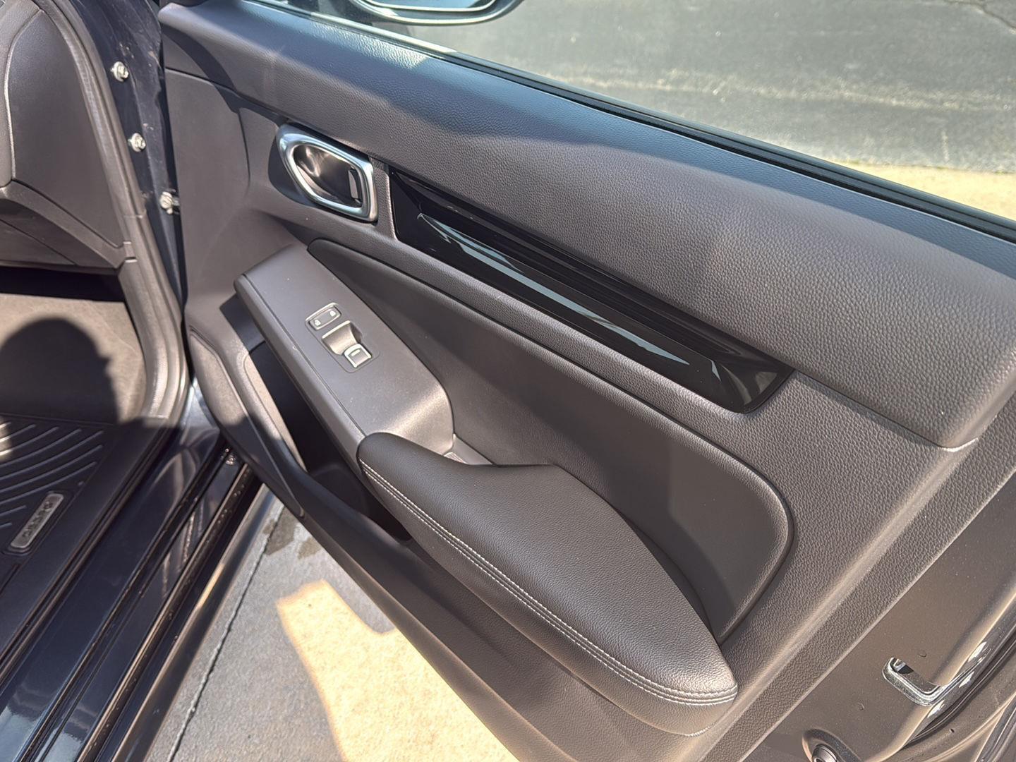2022 Honda Civic EX-L photo 19