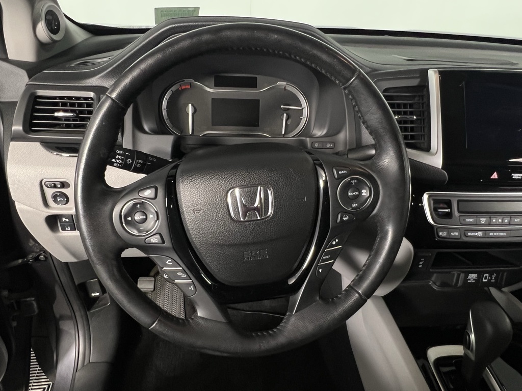 2019 Honda Ridgeline RTL-E photo 9