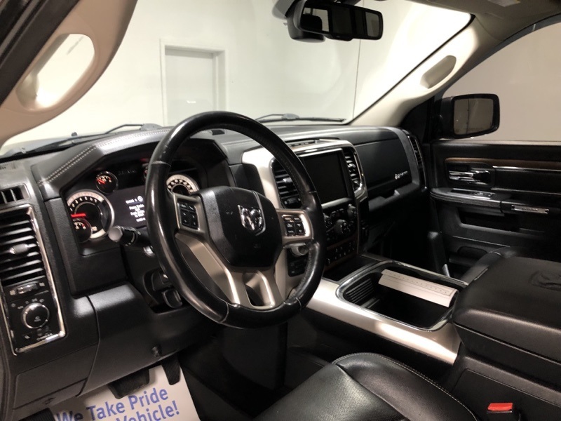 2017 Ram 1500 Laramie photo 14