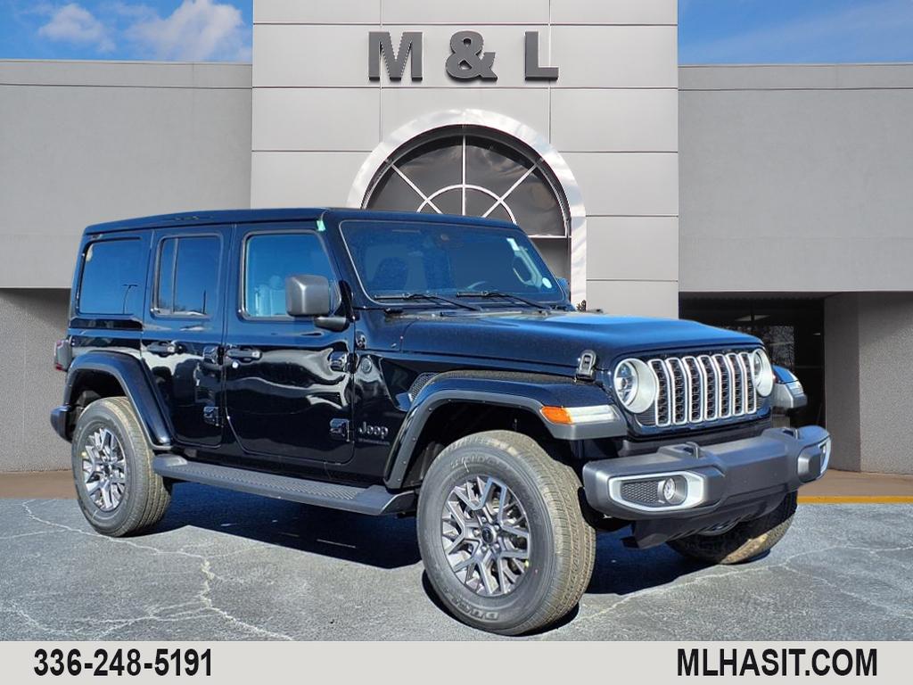 2025 Jeep Wrangler 4-Door Sahara's photo