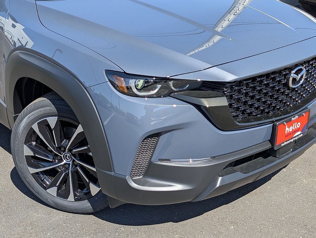 2025 Mazda CX-50 Premium Plus photo 3
