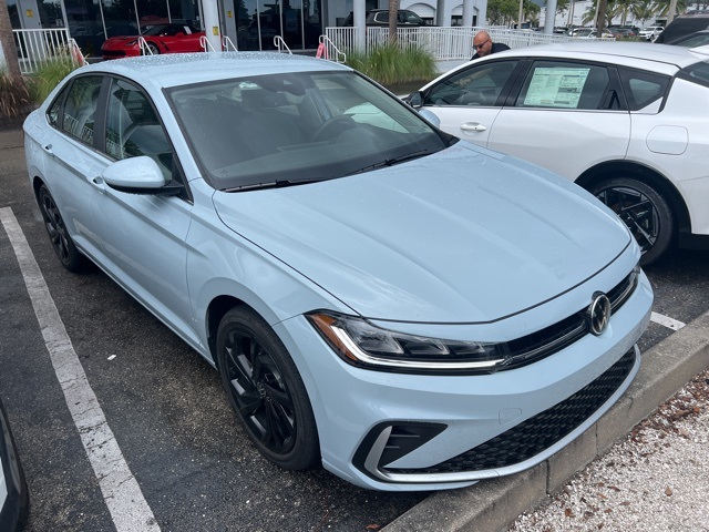 2025 Volkswagen Jetta 1.5T SE photo 2