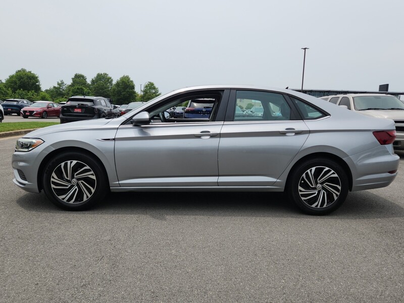 2021 Volkswagen Jetta SEL photo 6