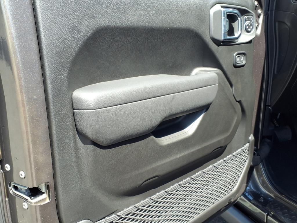 2025 Jeep Gladiator Sport photo 4