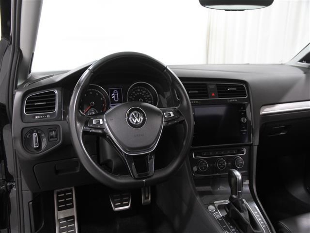 2019 Volkswagen Golf Alltrack TSI S 4Motion photo 5